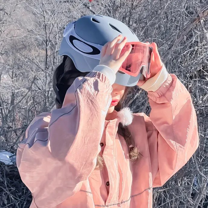 轻拂岁月共此生